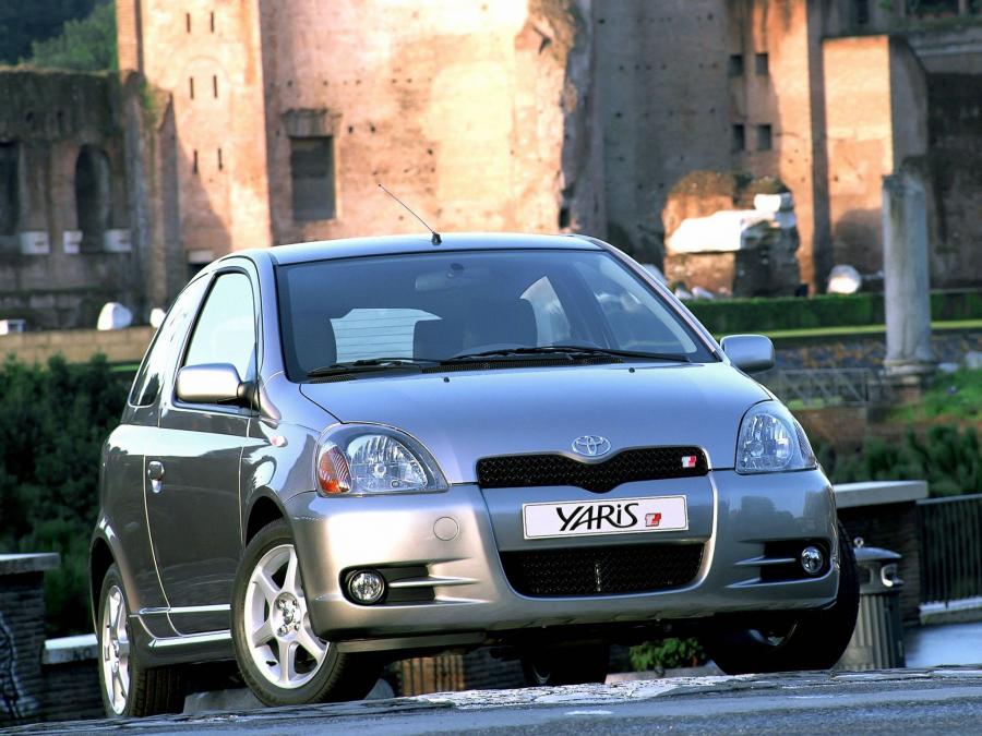 Toyota Yaris T-Sport 2001 года  (фото 22 из 24)